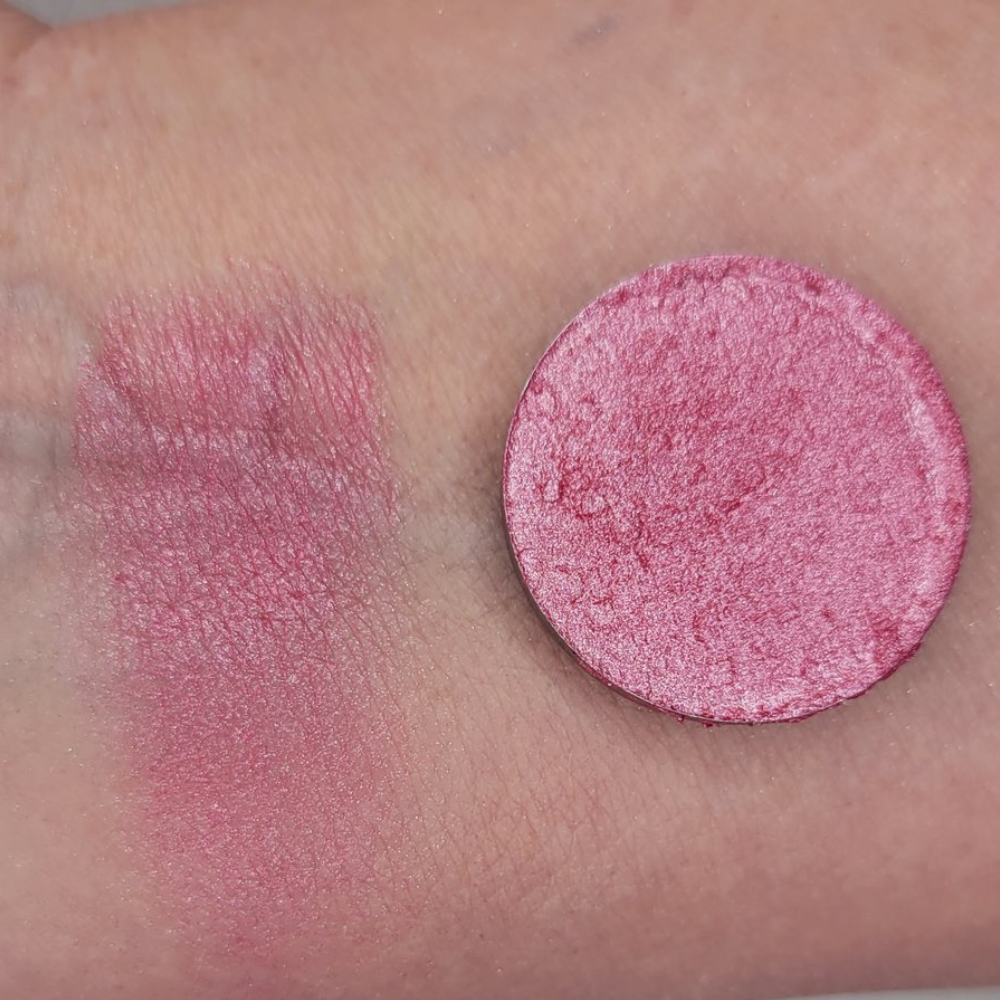 Fuchsia Eye Shadow