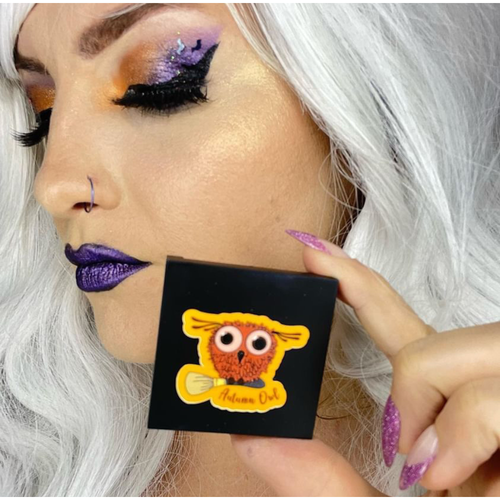 Autumn Owl Highlighter by Sara @Morganabirdy