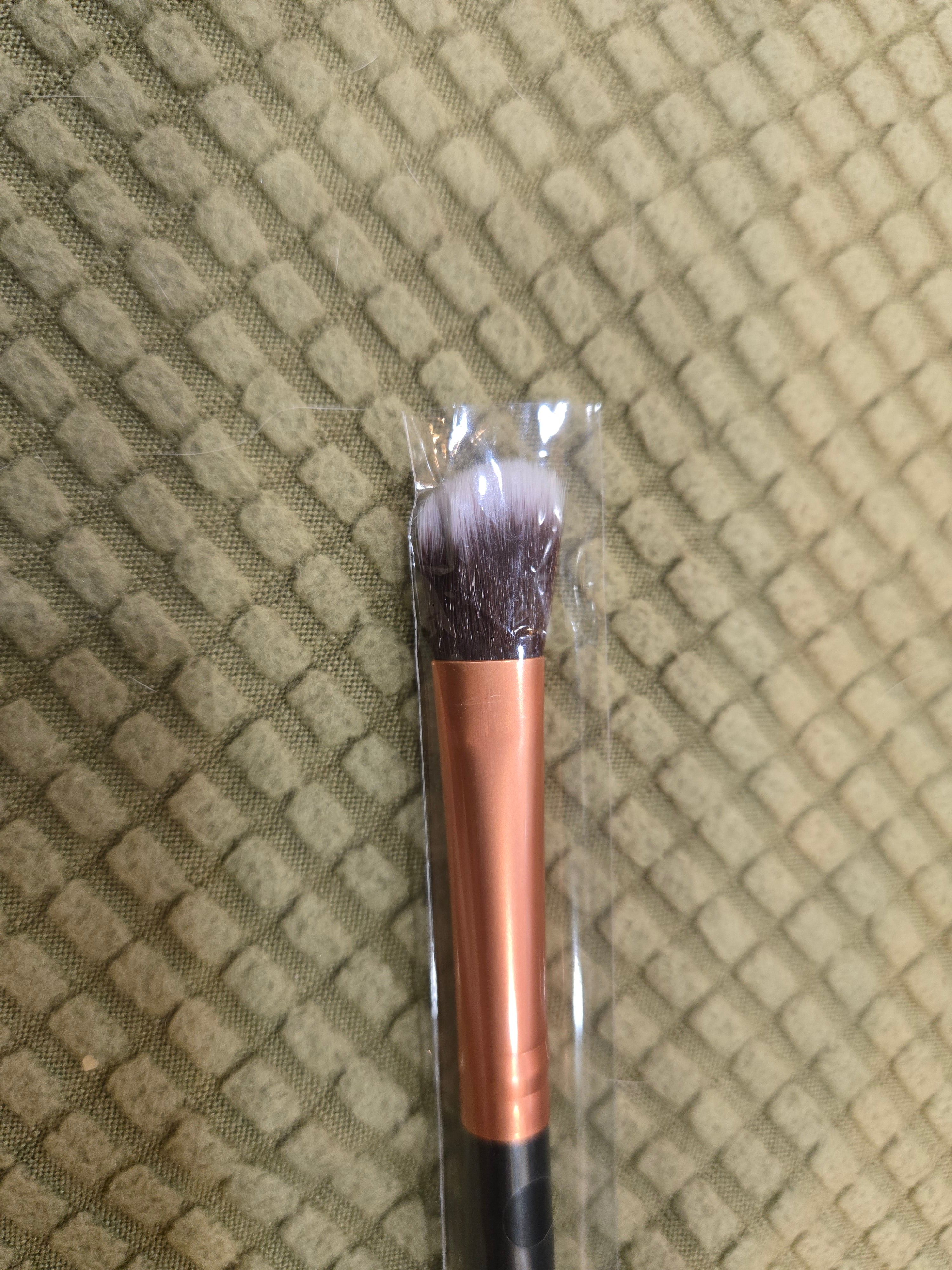 Large blender brush