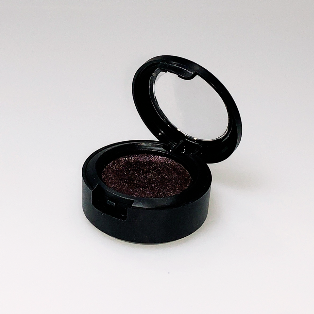 Blackstar Red Eye Shadow