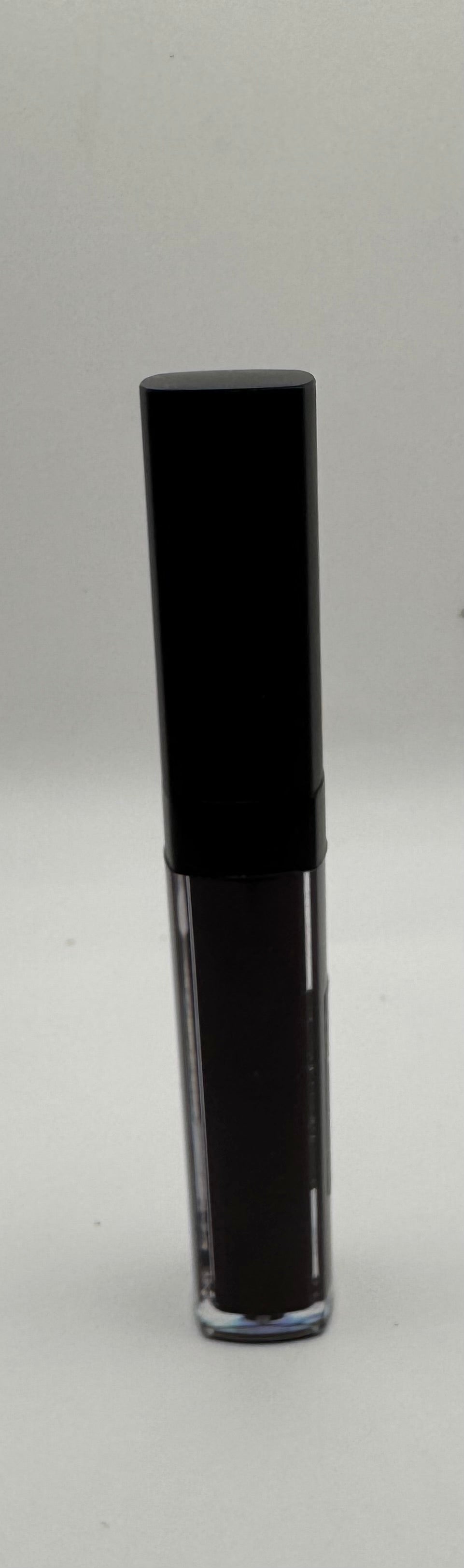 Matte Envy Long Wear Liquid Lipstick