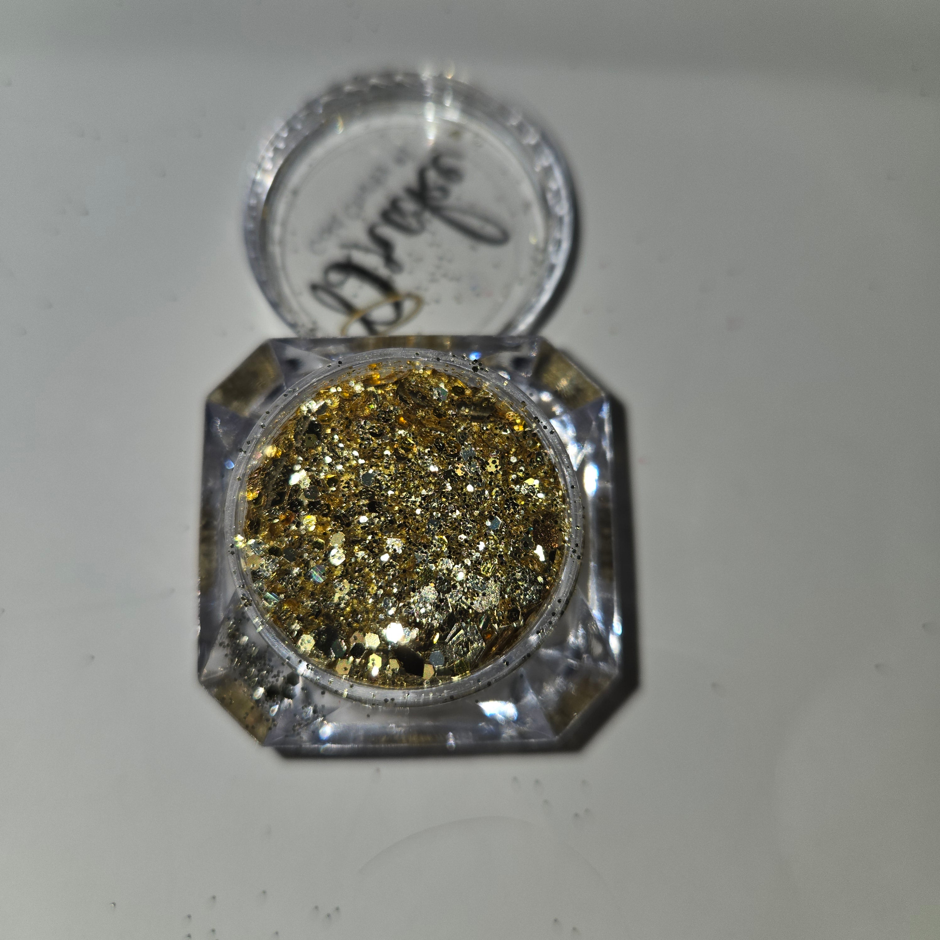 Plain gold glitter chunky