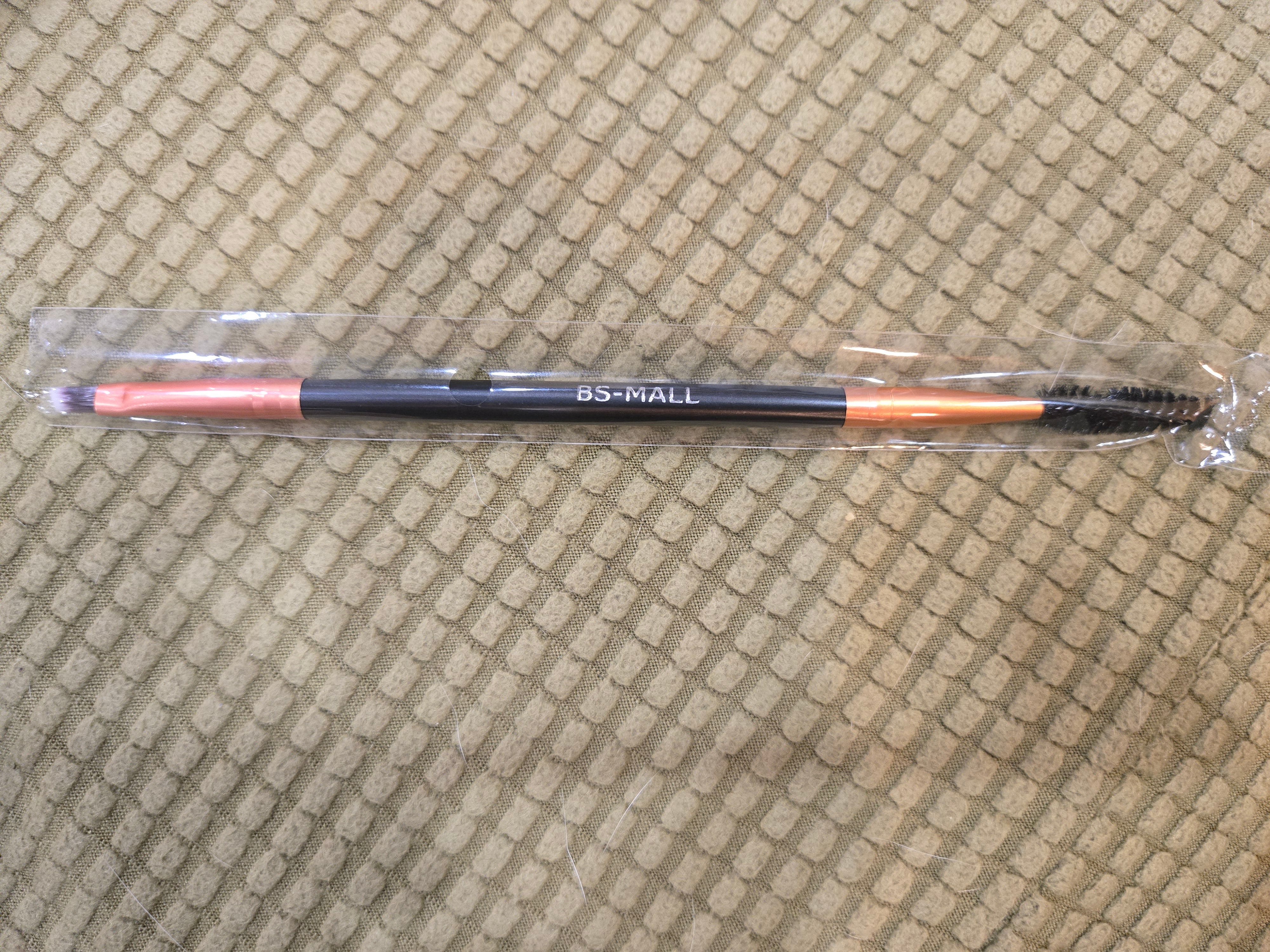 Dual brow brush