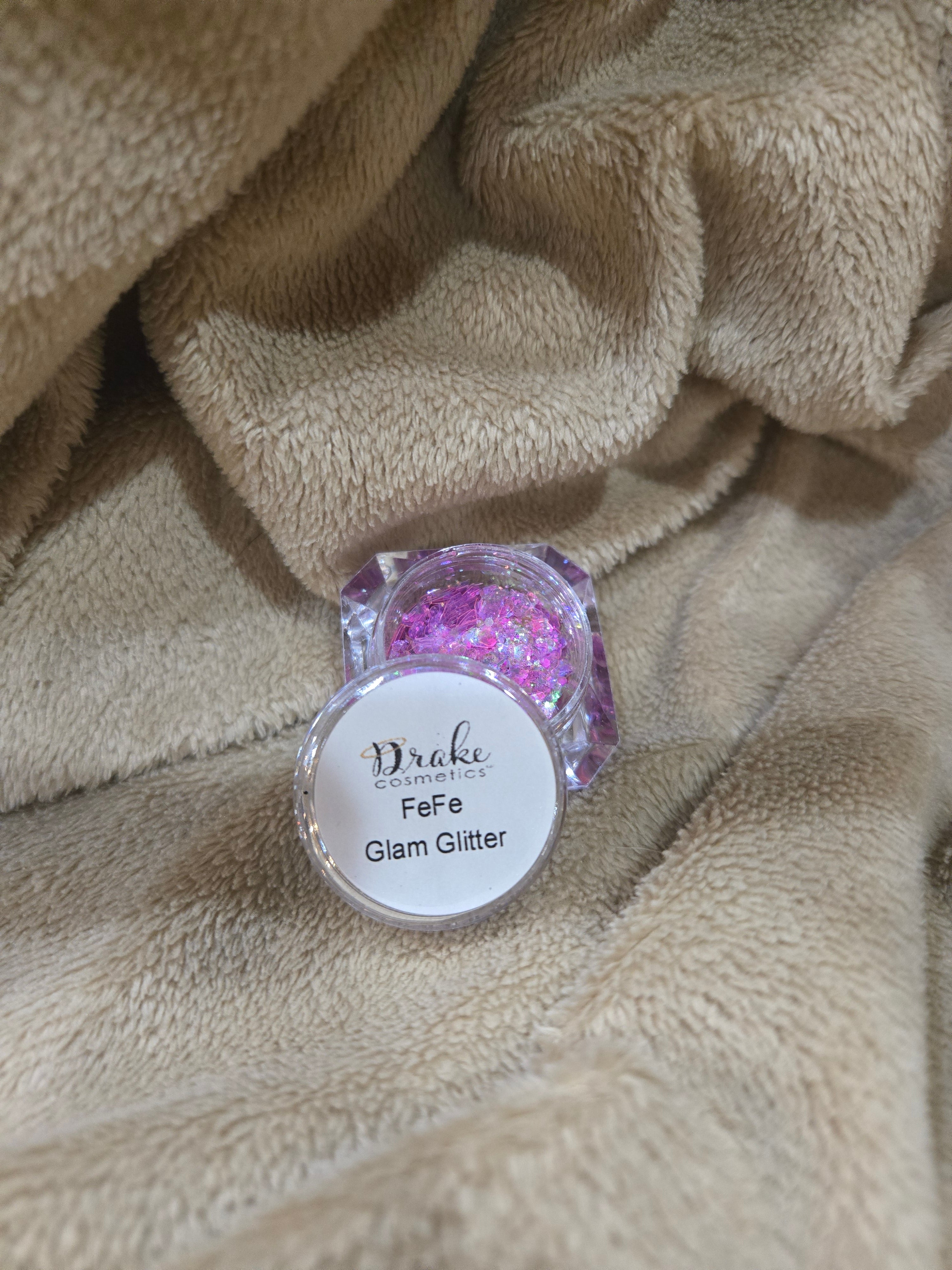 FeFe glam glitter
