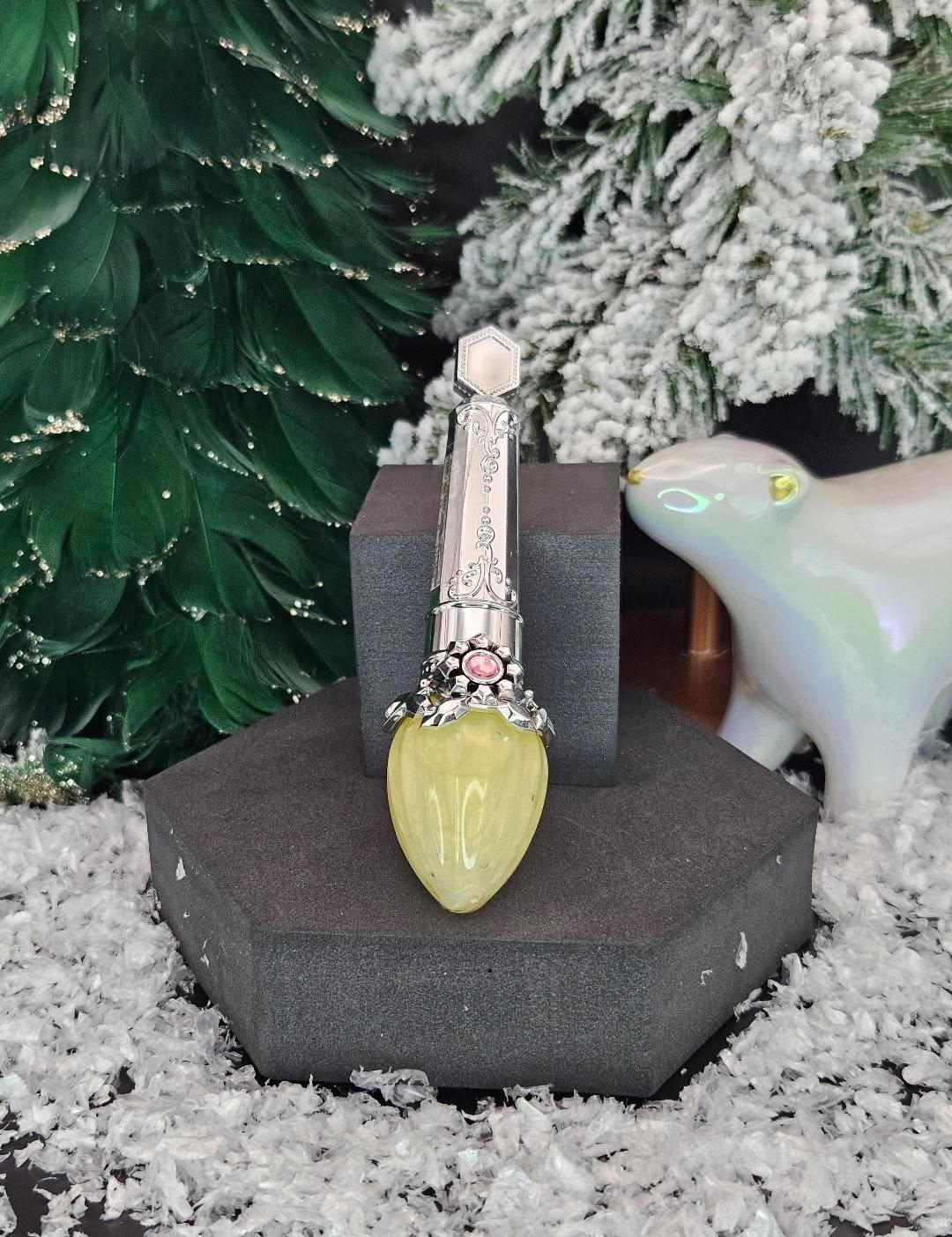 Nog and Spice lip oil